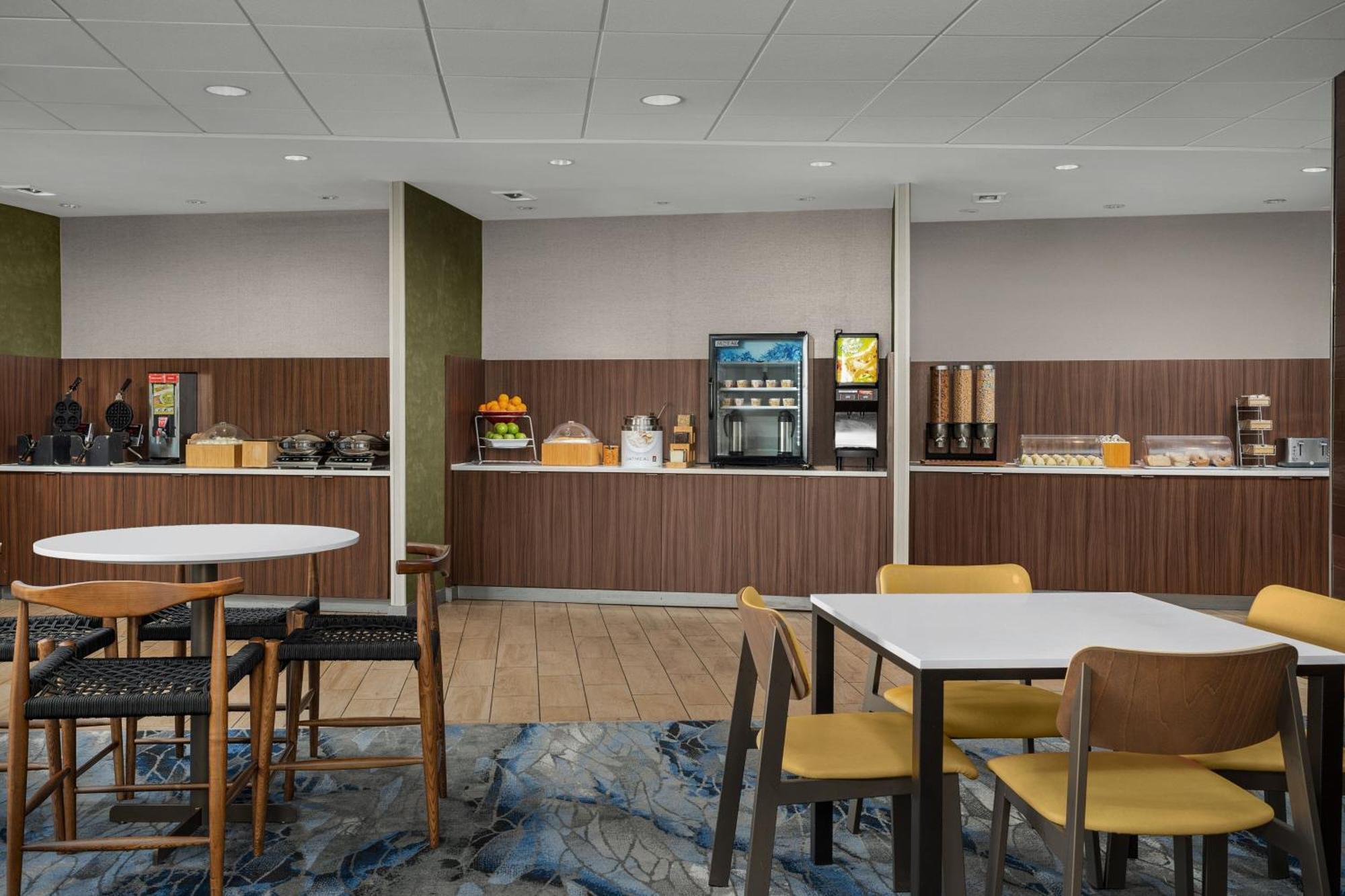 Fairfield Inn & Suites By Marriott Panama City Beach Upper Grand Lagoon Exterior photo